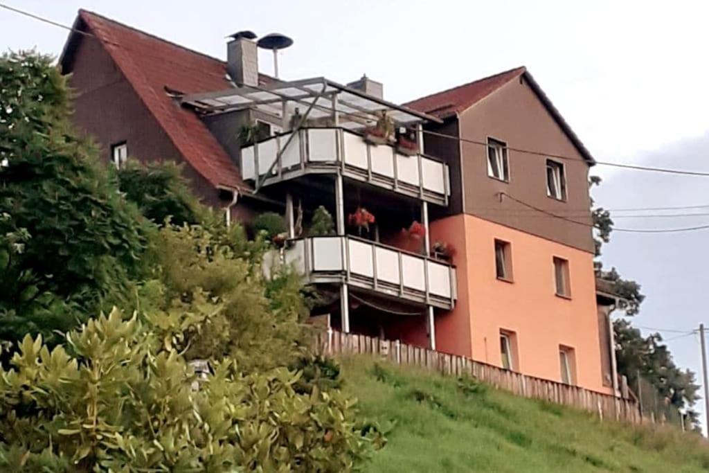 Schoene Und Ruhige Ferienwohnung In Ottendorf Зебніц Екстер'єр фото
